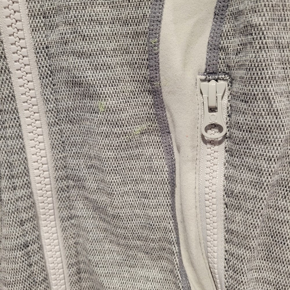 Lululemon define jacket in Pique silver spoon size 2 - Picture 9 of 9